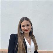 Joven profesional, disciplinada, responsable y positiva. Con compromiso adaptabilidad y buenas relaciones sociales.